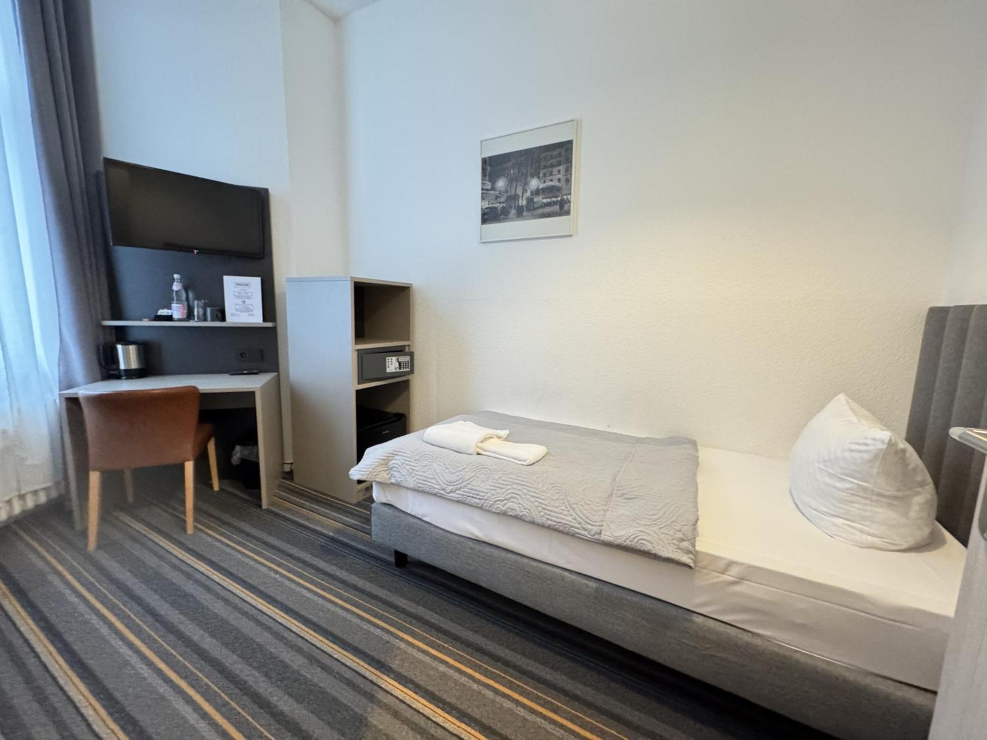 Hotel Bregenz Berlino Esterno foto